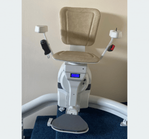 Platinum Ultimate Curved Stairlift